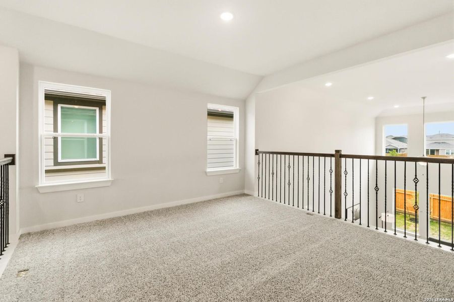 Spacious, unfurnished interior of a new home in Hickory Ridge, Elmendorf (Image 26).