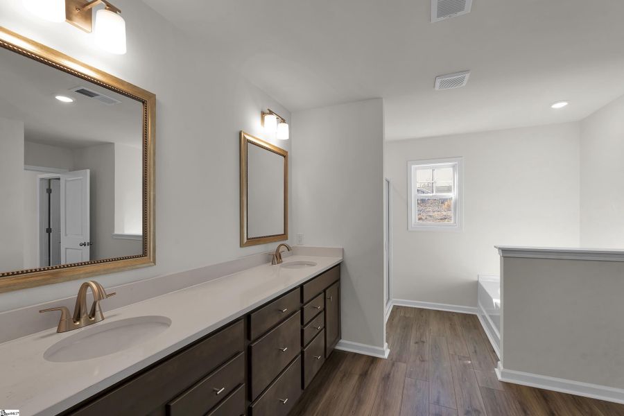 Furnished interior view inside a new home in Lynbrook, Boiling Springs (Image 12).