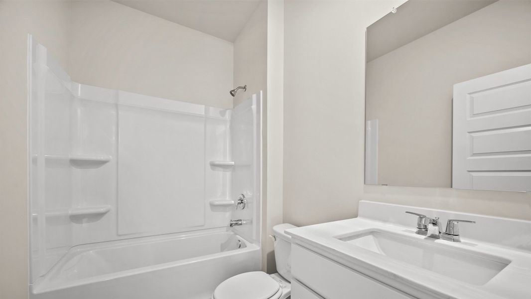 Image 21 representing the Hayden by D.R. Horton in Oakchase at Hampton, Hampton, GA.