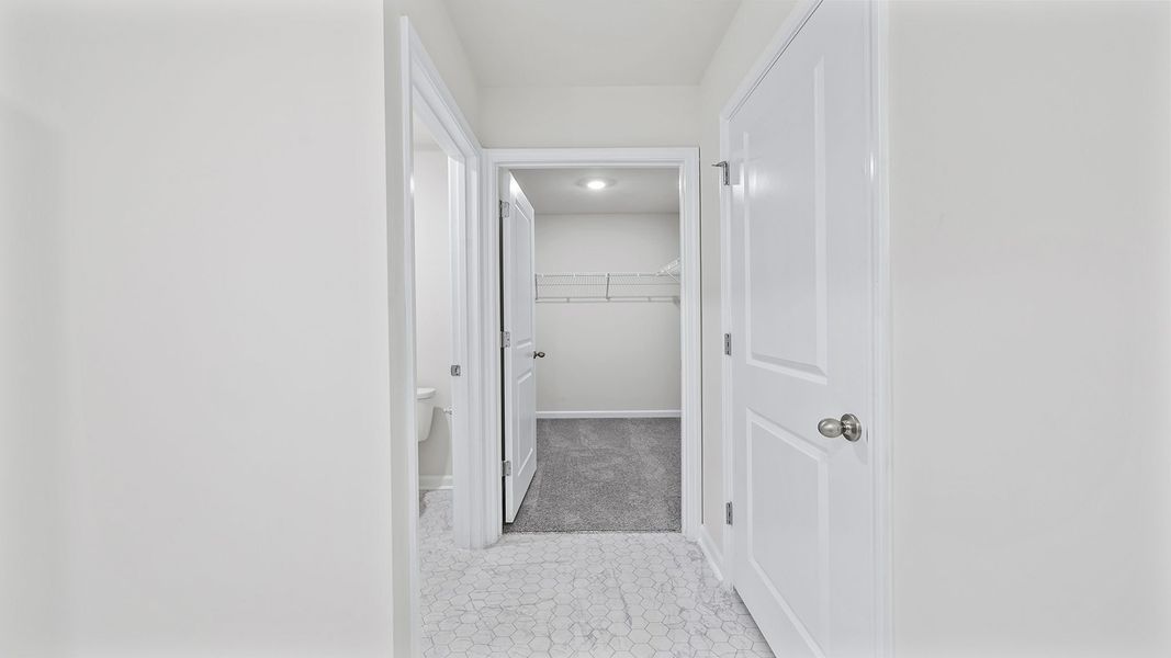 Spacious, unfurnished interior of a new home in Lakestone, Woodruff (Image 30).
