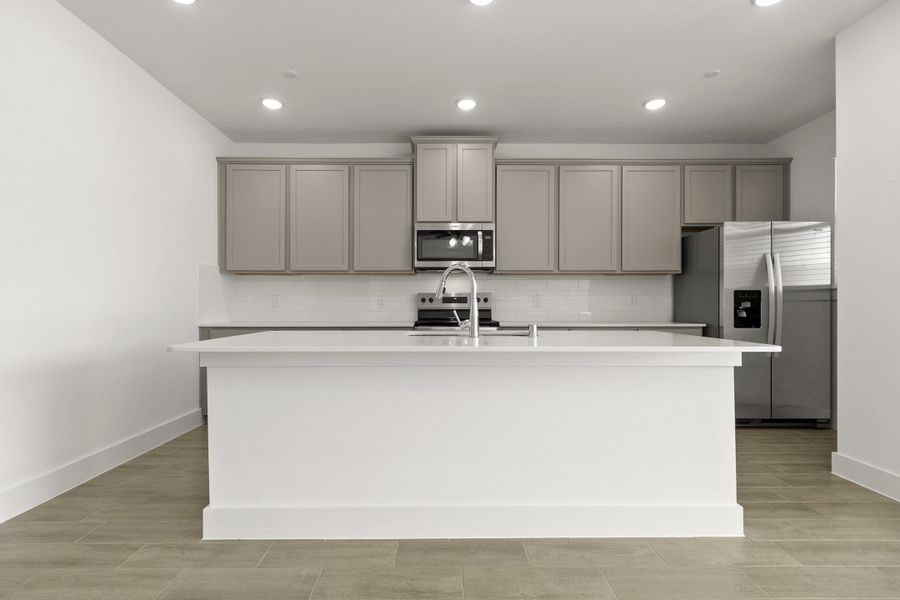 2227 Seven Oaks Boulevard - Bldg 10