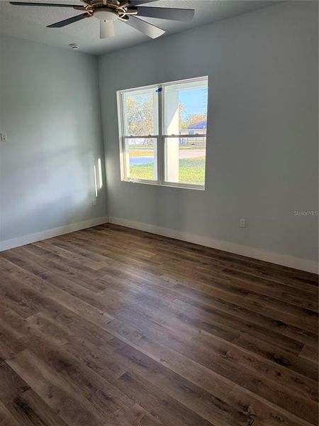 Spacious, unfurnished interior of a new home in , Deland (Image 17).