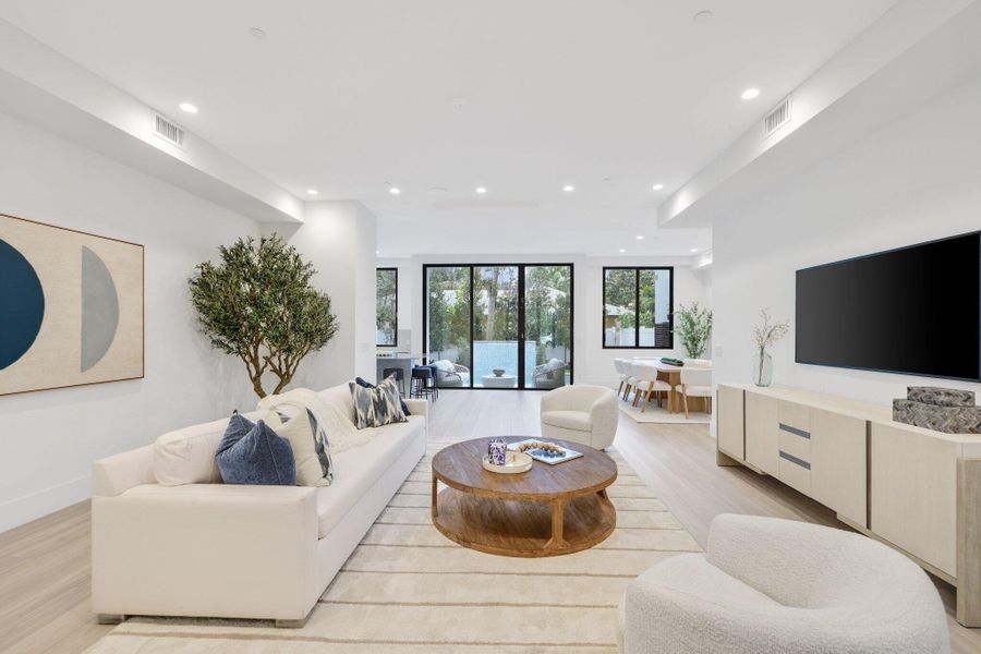 408 Southeast 2nd St - 15.jpg-SMALL