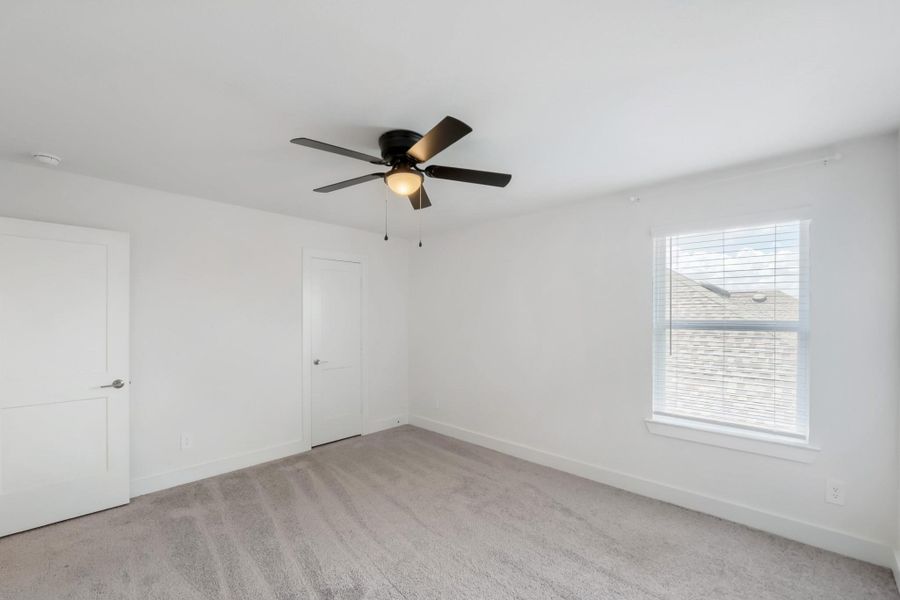 Spacious, unfurnished interior of a new home in Sorella, Tomball (Image 20). Spacious, unfurnished interior of a new home in Sorella, Tomball (Image 20).