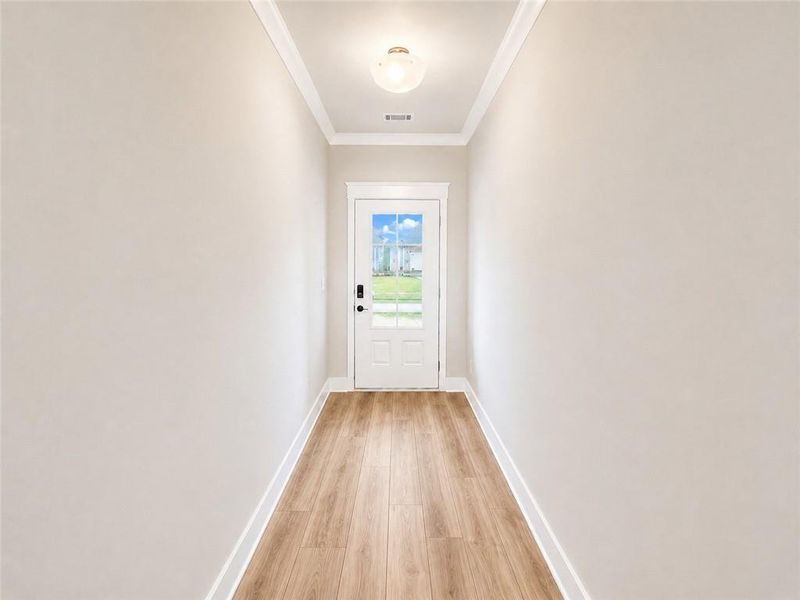 Spacious, unfurnished interior of a new home in Ponderosa Farms Estates, Gainesville (Image 31).
