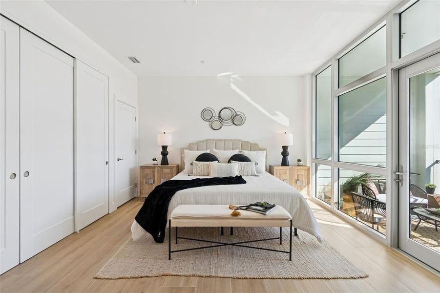 Furnished interior view inside a new home in , Sarasota (Image 80).