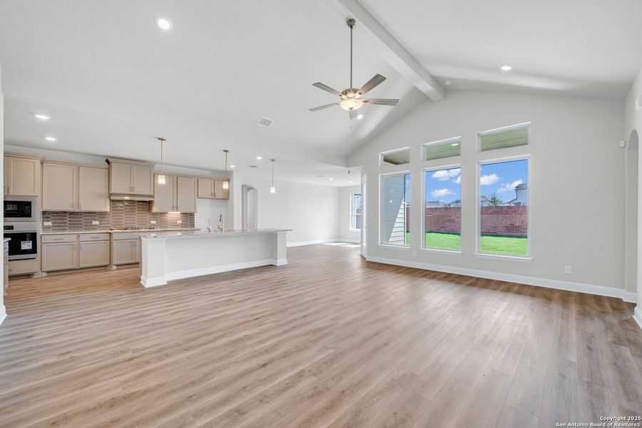 Spacious, unfurnished interior of a new home in Buffalo Crossing, Cibolo (Image 15). Spacious, unfurnished interior of a new home in Buffalo Crossing, Cibolo (Image 15).