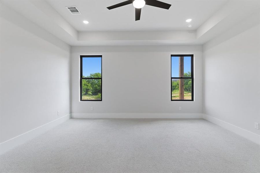 Spacious, unfurnished interior of a new home in , Northlake (Image 31).