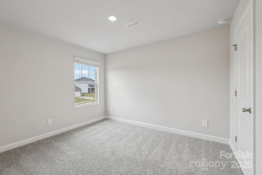 Photo is not of the actual home, but is an inspirational photo of builder’s model home and may depict options, furnishings, and/or decorator features that are not included Photo is not of the actual home, but is an inspirational photo of builder’s model home and may depict options, furnishings, and/or decorator features that are not included