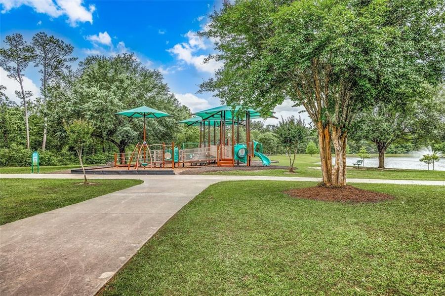 Image 9 of a home in Sterling Point at Baytown Crossings: Watermill Collection.