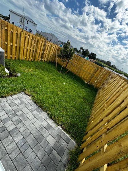 Image 22 of a home in .