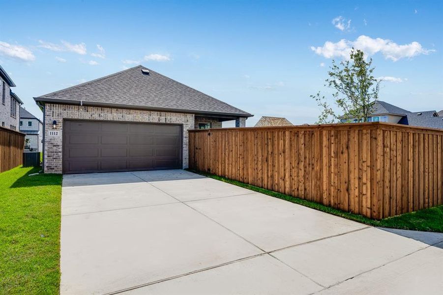 1112 Wheatgrass Mews ~ Ready Now! 1112 Wheatgrass Mews ~ Ready Now!