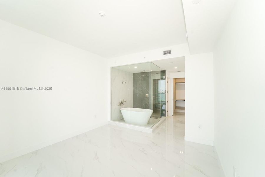 Furnished interior view inside a new home in Aria Reserve, Miami (Image 5). Furnished interior view inside a new home in Aria Reserve, Miami (Image 5).