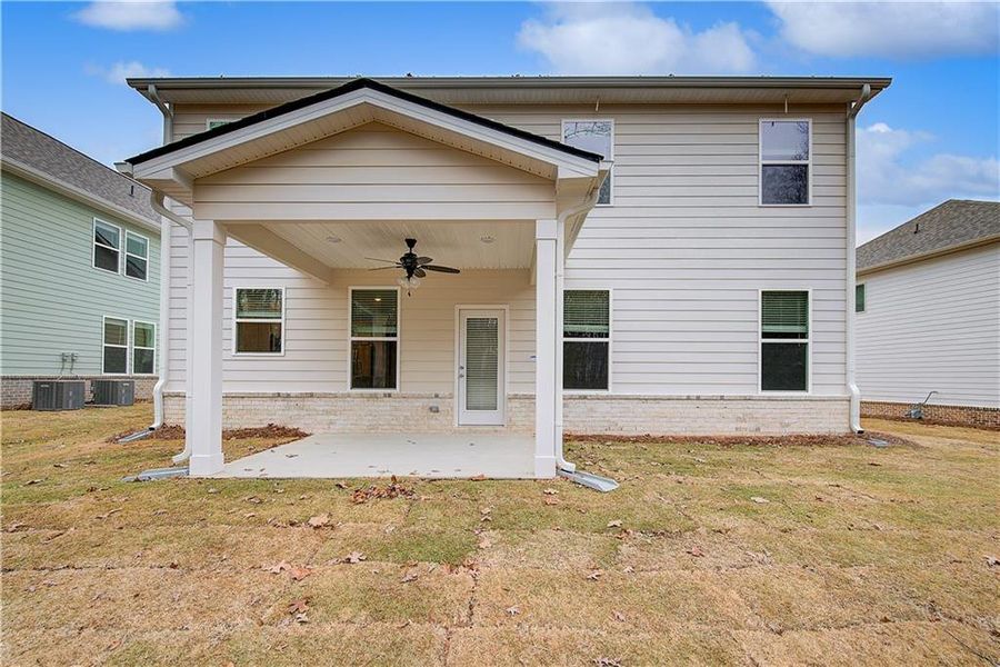 Exterior details and patio area of a home in Cooper Park, McDonough (Image 3).