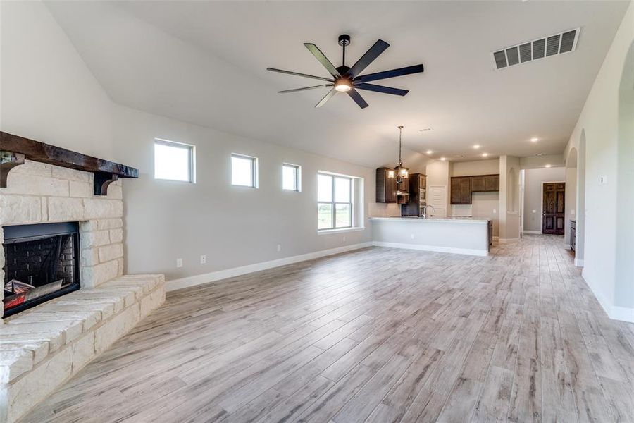 photos of similar home pictures (not actual home pictured) photos of similar home pictures (not actual home pictured)