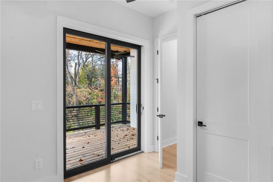 Spacious, unfurnished interior of a new home in , Atlanta (Image 66). Spacious, unfurnished interior of a new home in , Atlanta (Image 66).