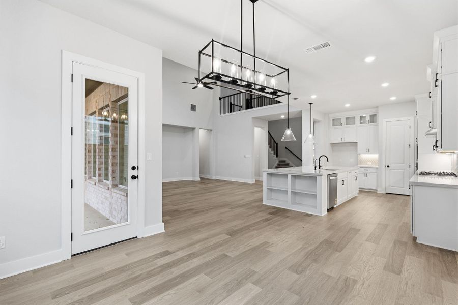 From Casual Dining to Kitchen