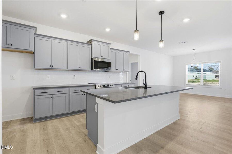 11-106 Manchester Ct-11 11-106 Manchester Ct-11