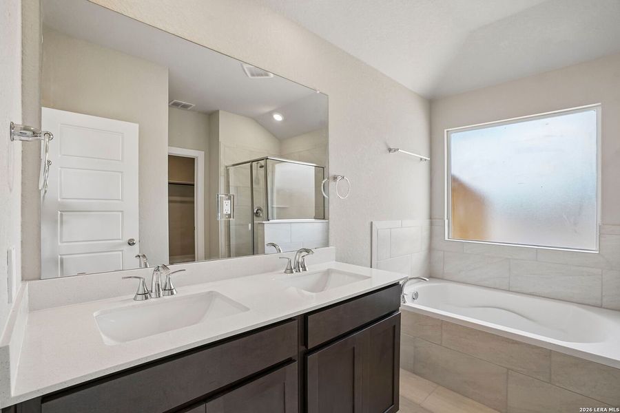 Furnished interior view inside a new home in Stetson Ridge, Marion (Image 11).