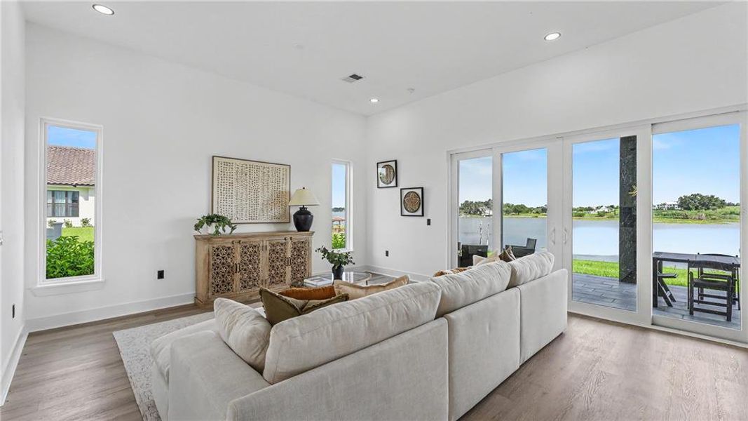 Furnished interior view inside a new home in , Lake Alfred (Image 42).