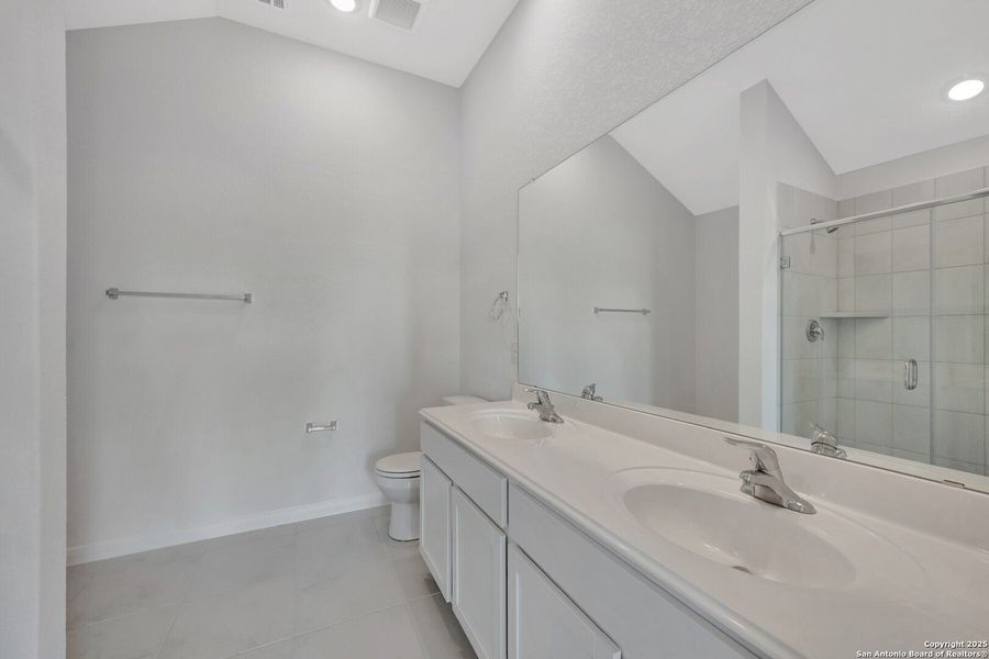 Furnished interior view inside a new home in Greenspoint Heights, Seguin (Image 3).