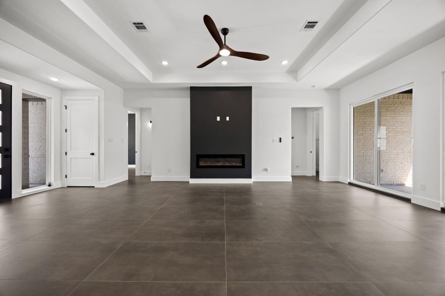 Spacious, unfurnished interior of a new home in , Montgomery (Image 39).