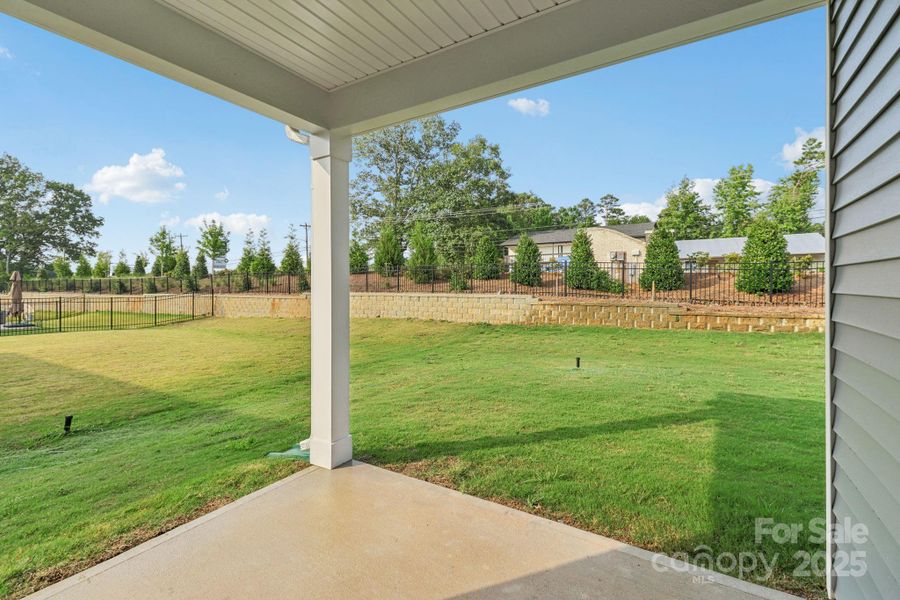 Photo is not of the actual home but is an inspirational photo of builder’s model home and may depict options, furnishings, and/or decorator features that are not included.