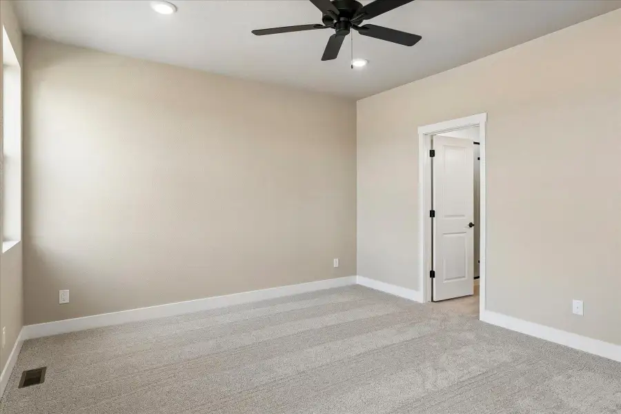 Spacious, unfurnished interior of a new home in The Trails at Aspen Ridge, Colorado Springs (Image 13). Spacious, unfurnished interior of a new home in The Trails at Aspen Ridge, Colorado Springs (Image 13).