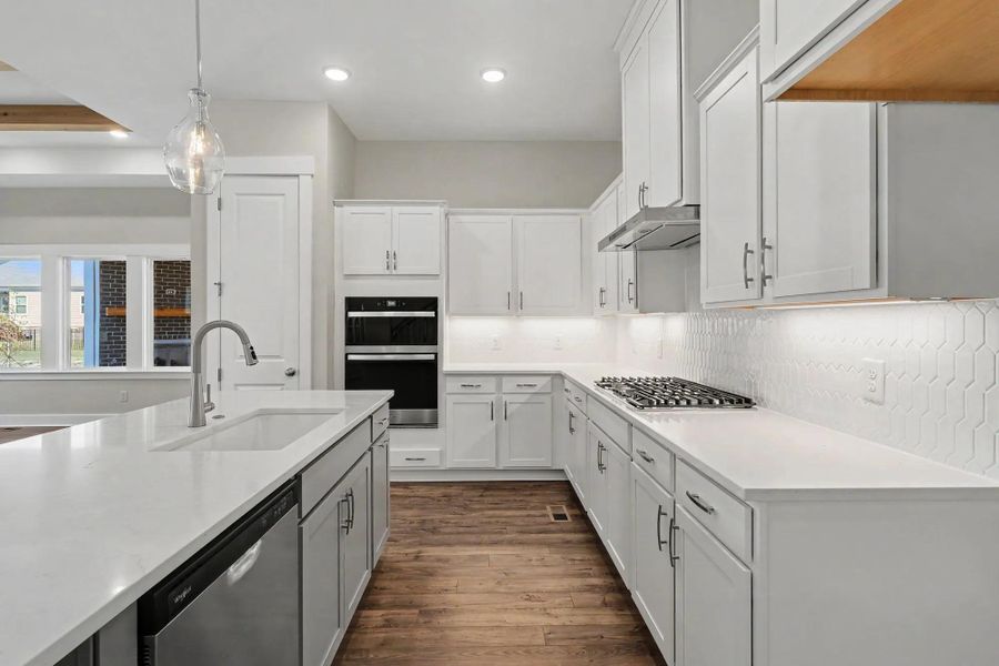 Kinsley H Kitchen Kinsley H Kitchen