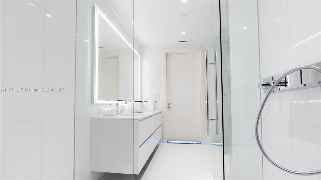 Image 51 of a home in .