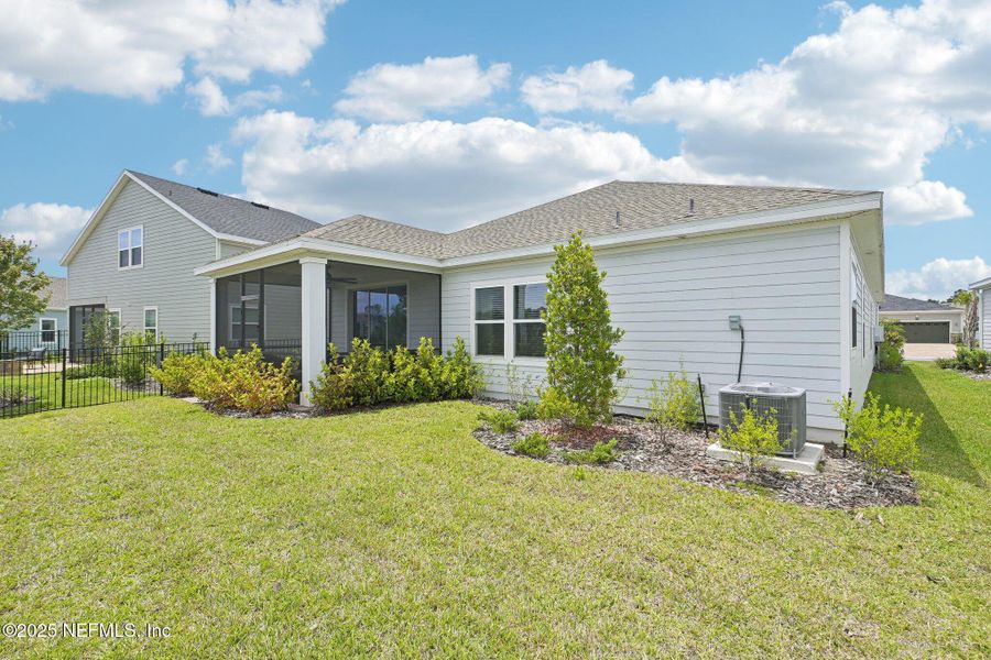 Exterior details and patio area of a home in Shearwater, St. Augustine (Image 27).