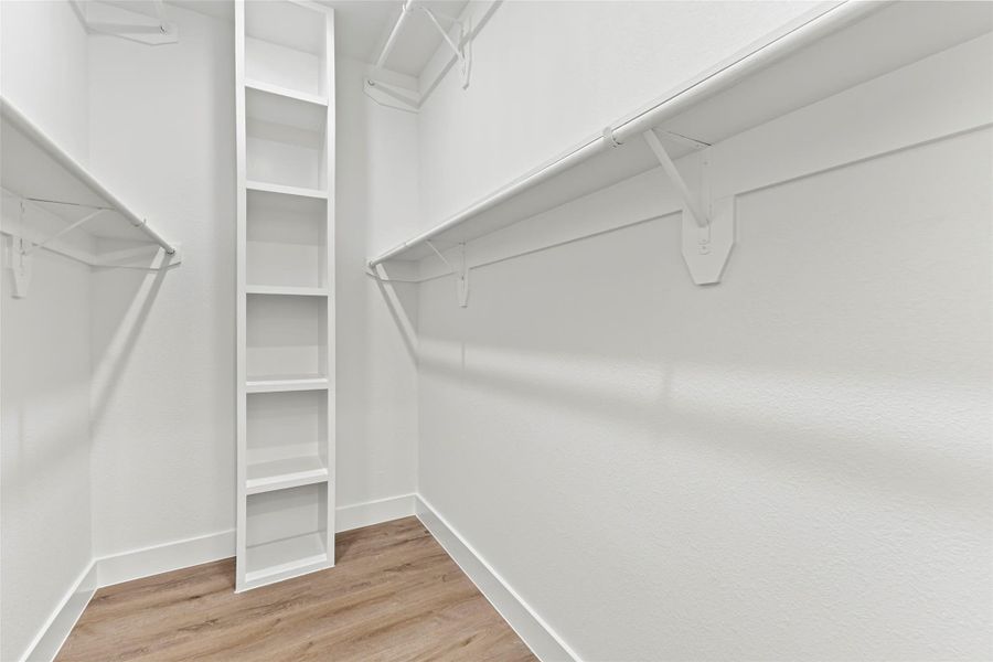 Spacious, unfurnished interior of a new home in , Houston (Image 8).