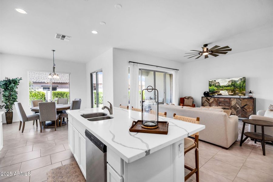 8-web-or-mls-22780 E Orion Way-13