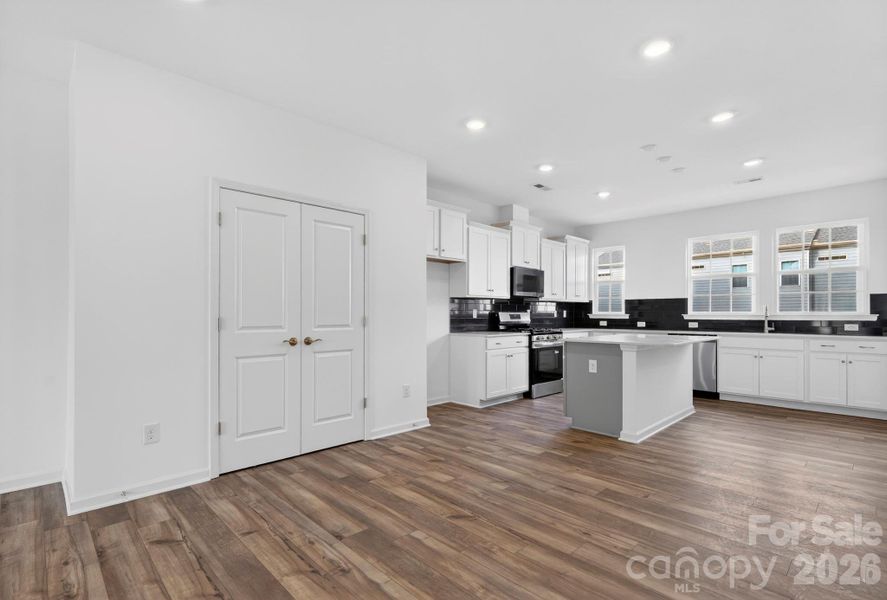 Breakfast area with pantry