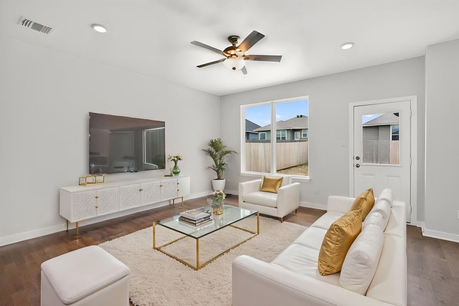 Furnished interior view inside a new home in South Pointe, Temple (Image 6). Furnished interior view inside a new home in South Pointe, Temple (Image 6).