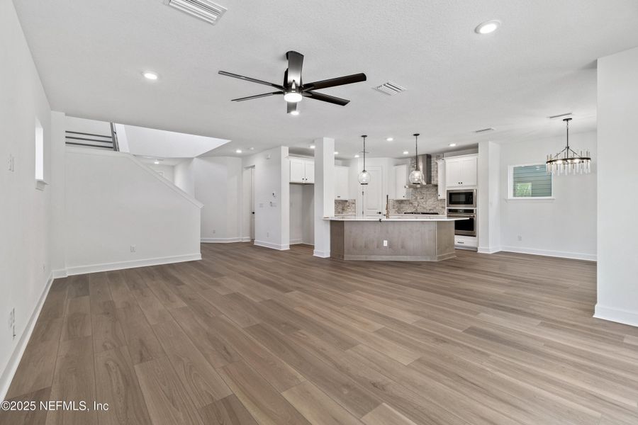 Spacious, unfurnished interior of a new home in Evergreen Island at Silverleaf - Classic, St. Augustine (Image 26).