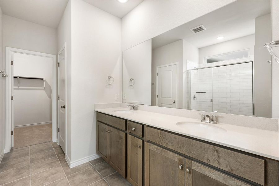 Representative images and renderings are for illustrative purposes. Actual structural options and design finishes of home may vary. Representative images and renderings are for illustrative purposes. Actual structural options and design finishes of home may vary.