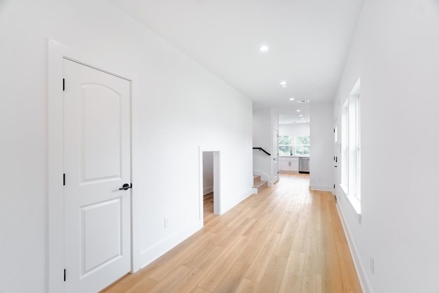 Image 18 of a home in . Image 18 of a home in .