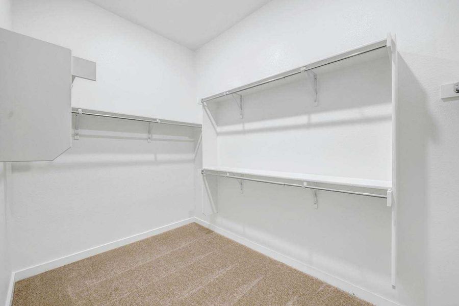Representative unfurnished interior of a home built from the Richmond.535 by Highland Homes in Riceland, Mont Belvieu (Image 19).