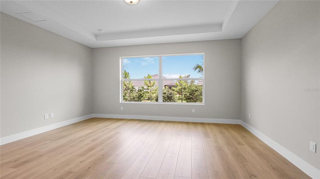 Spacious, unfurnished interior of a new home in Woodland Preserve, Parrish (Image 37).