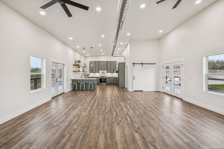 Spacious, unfurnished interior of a new home in , Castroville (Image 67).