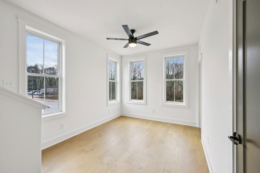 Spacious, unfurnished interior of a new home in , Atlanta (Image 18). Spacious, unfurnished interior of a new home in , Atlanta (Image 18).