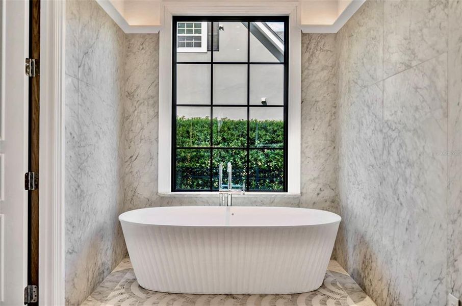 Furnished interior view inside a new home in , Winter Park (Image 15).