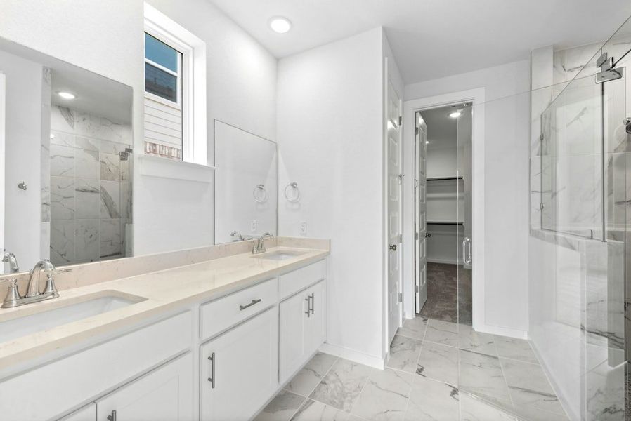 Furnished interior view inside a new home in Santa Rita Ranch, Liberty Hill (Image 10).