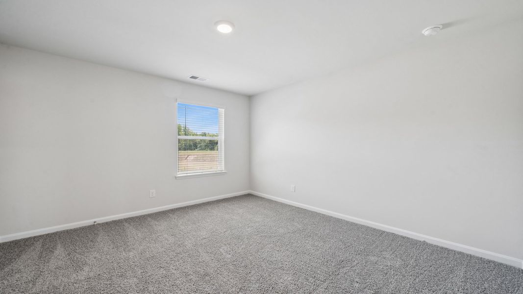 Spacious, unfurnished interior of a new home in Tooley Harbor, Elizabeth City (Image 21).