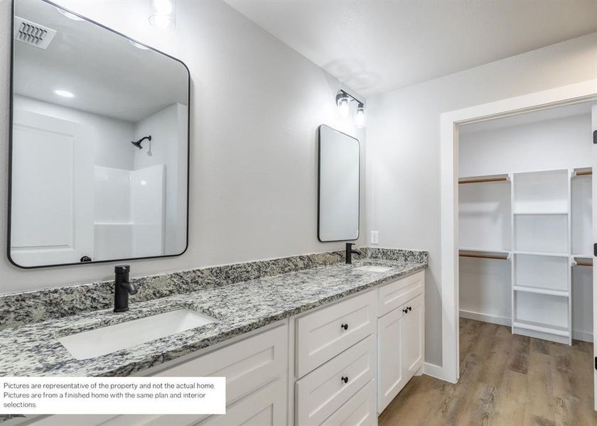 Furnished interior view inside a new home in , Abilene (Image 3).