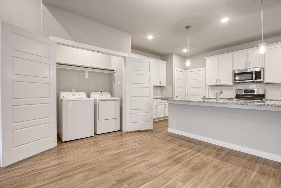 Washer and dryer come with! Washer and dryer come with!