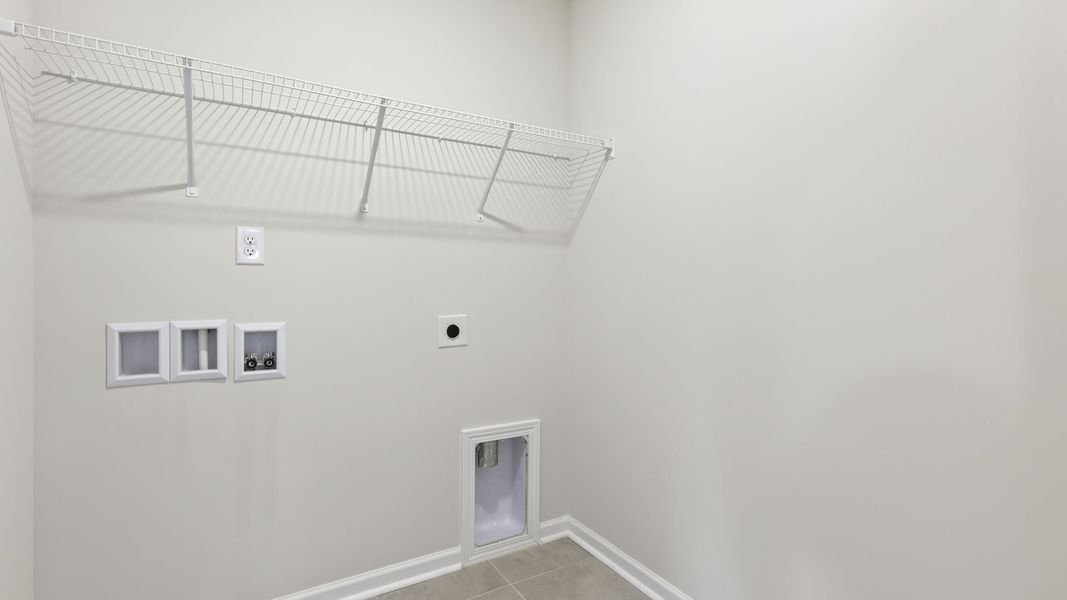 Spacious, unfurnished interior of a new home in The Townes at Stonecrest, Hendersonville (Image 29).