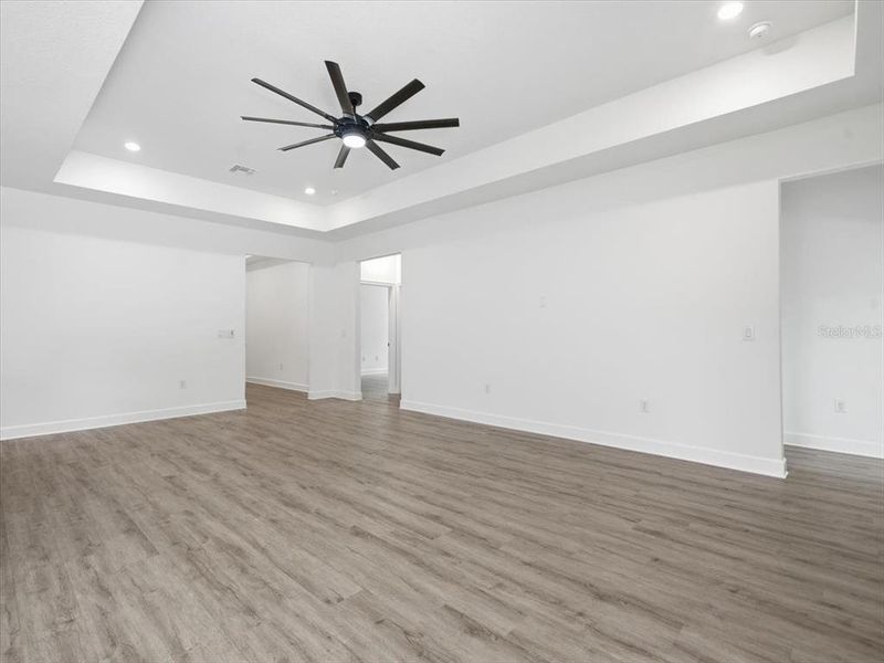 Spacious, unfurnished interior of a new home in , Spring Hill (Image 19).
