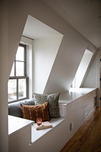 Furnished interior view inside a new home in , Charleston (Image 5).